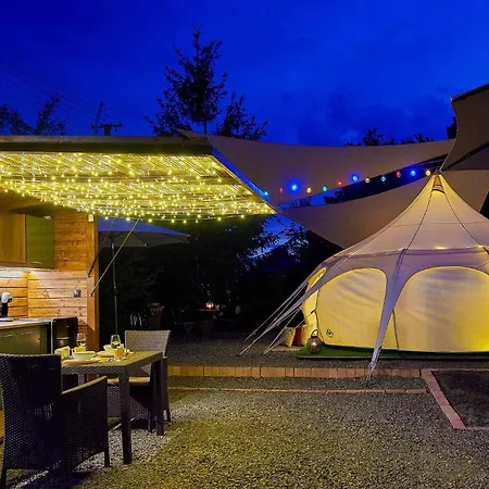 Lyxtält Lotus Glamping *